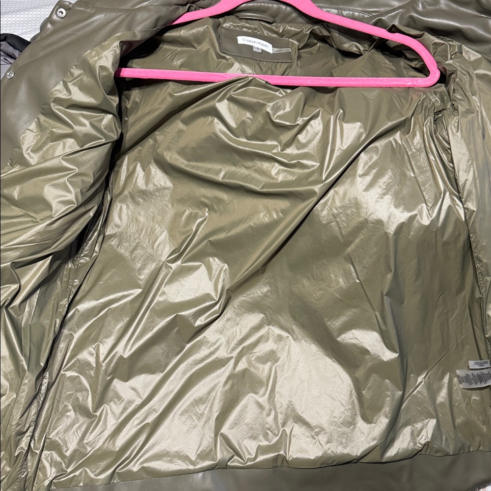NWT Calvin Klein, olive green, faux, leather quilted jacket - Picture 5 of 5